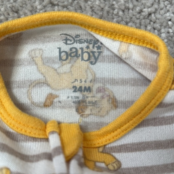 Disney's The Lion King Simba Baby Ultra Soft Sleep & Play Size 24 months. - Picture 2 of 5